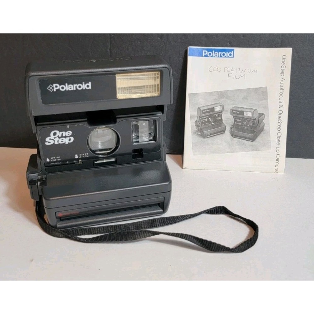 Vintage Polaroid Camera Original One Step Instant Film Close Up Tested Working
